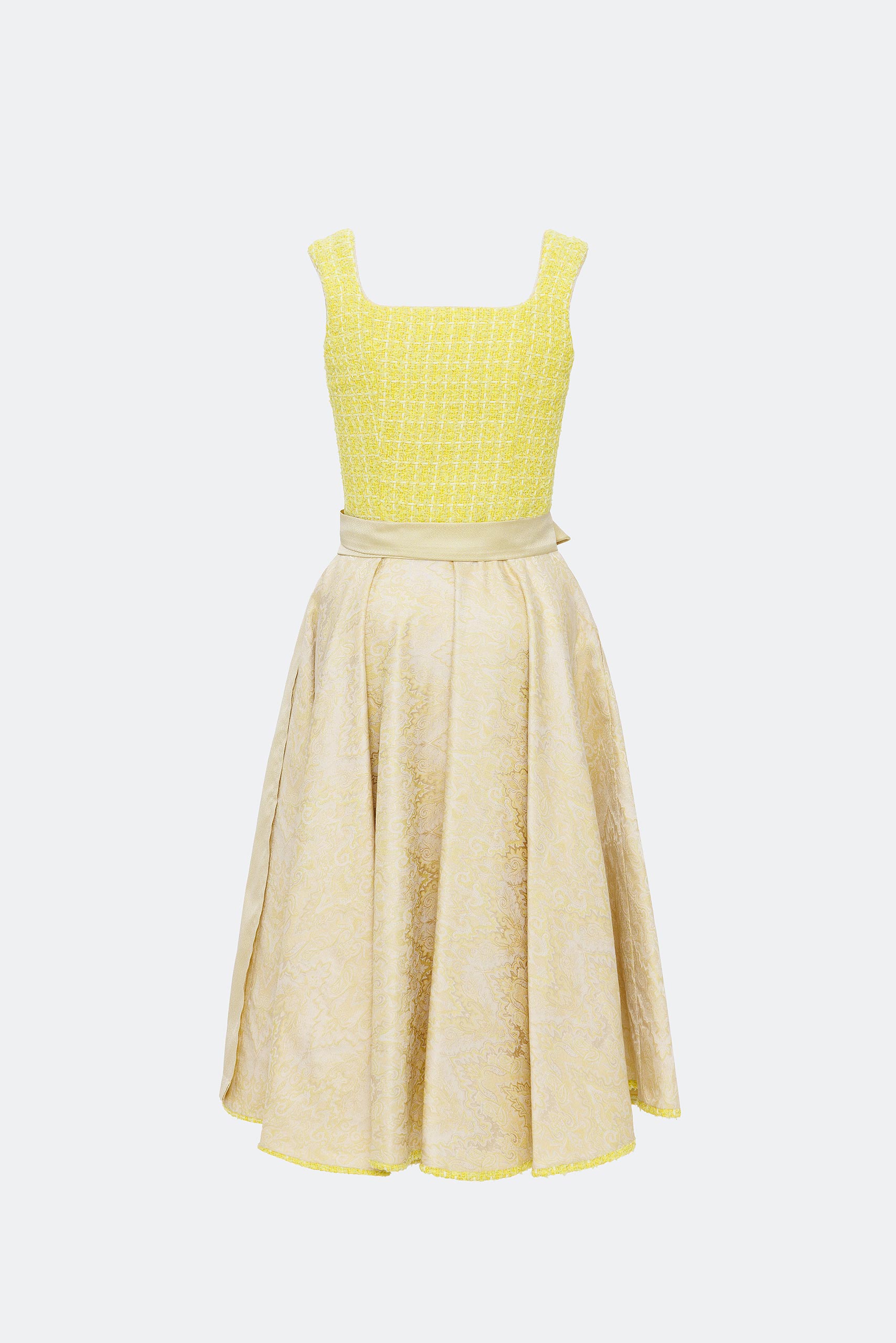 traumtrachten-dirndl-sophia-in-gelb image 2