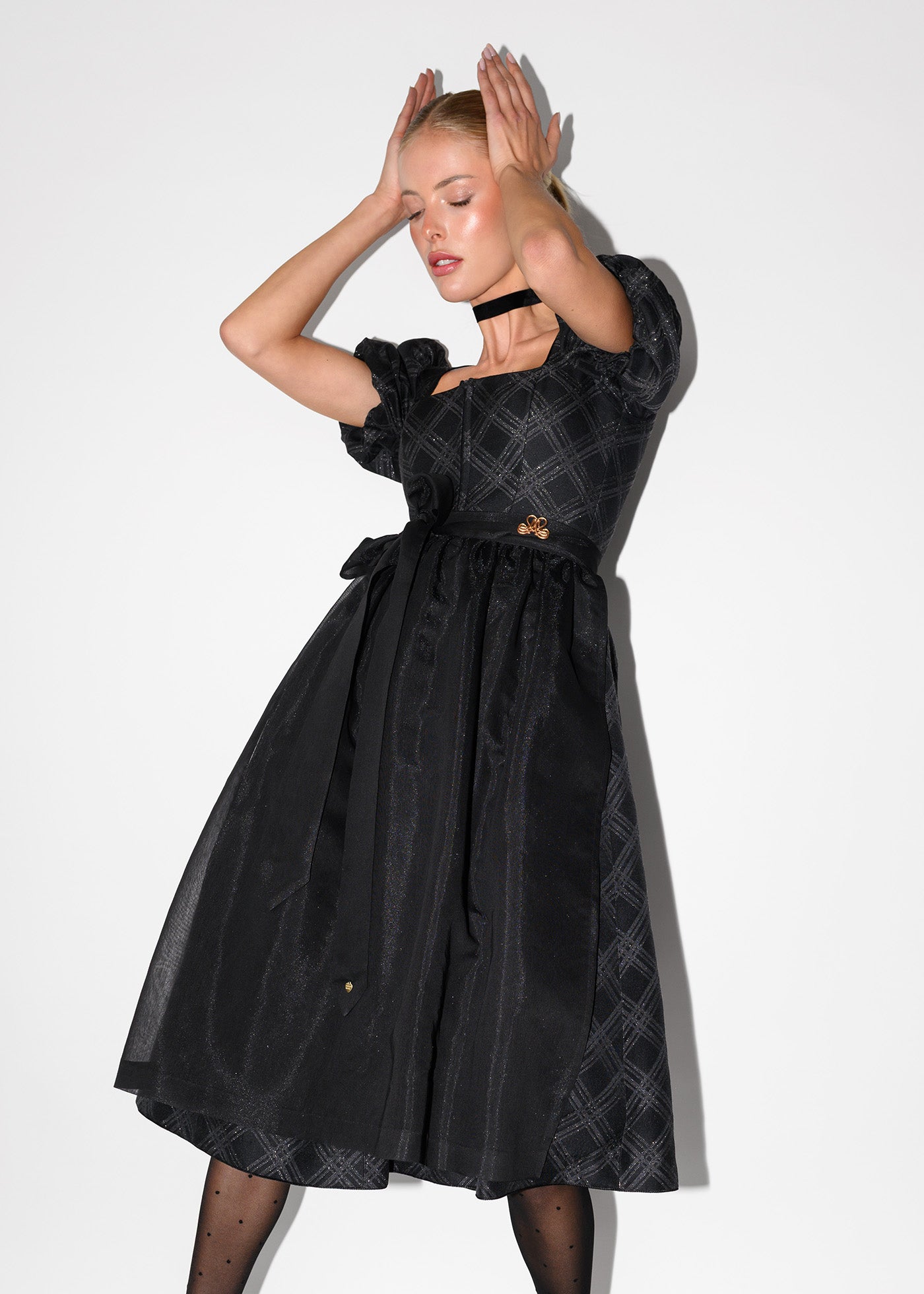 alpenherz-dirndl-noelle-damen-dirndl image 3