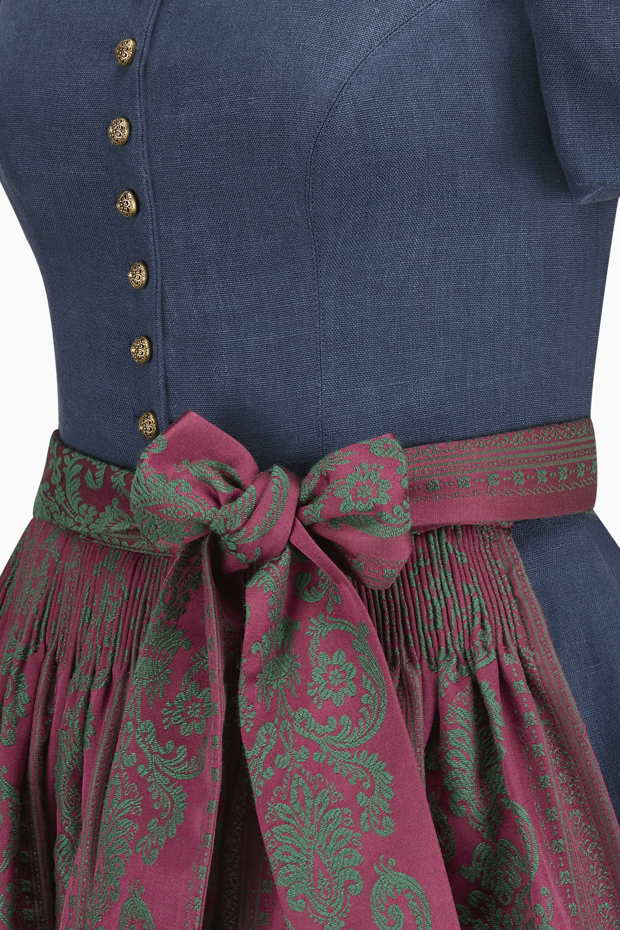 gottseidank-dirndl-margret-kurzer-puffarm-faltenrock image 3
