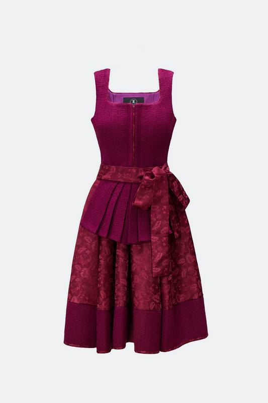 traumtrachten-designerdirndl-amalie-mit-tweedmieder-in-lila image 2