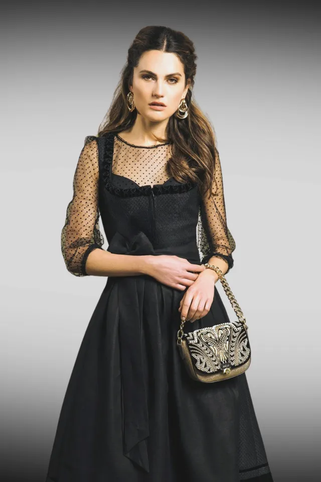alpenherz-dirndl-lisa-schwarzes-dirndl-mit-samtschn-rung image 1