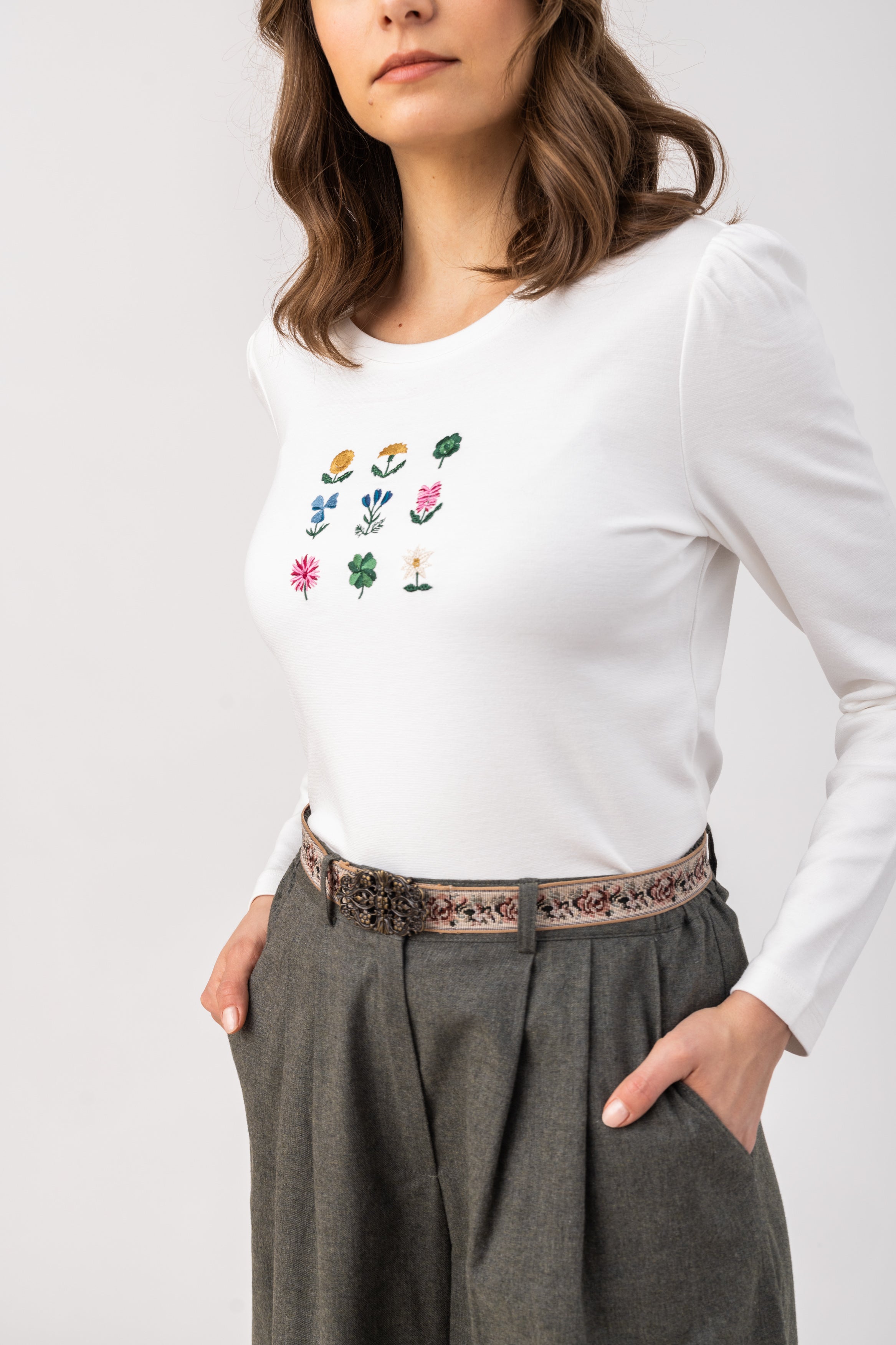 felicitas-lore-damen-longshirt-viskose-blumenstickerei image 2