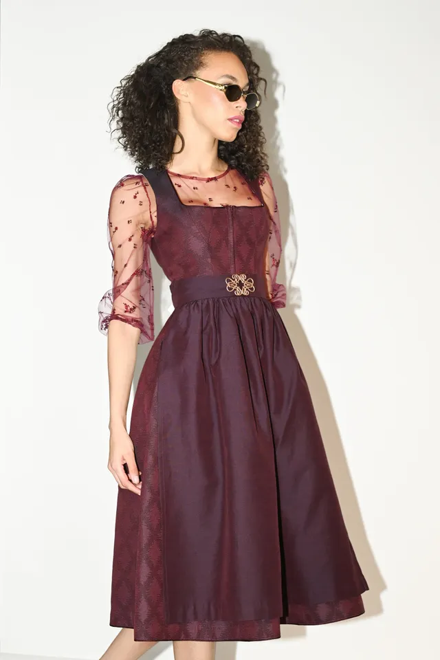 alpenherz-dirndl-margie-rmellos-in-bordeaux image 1