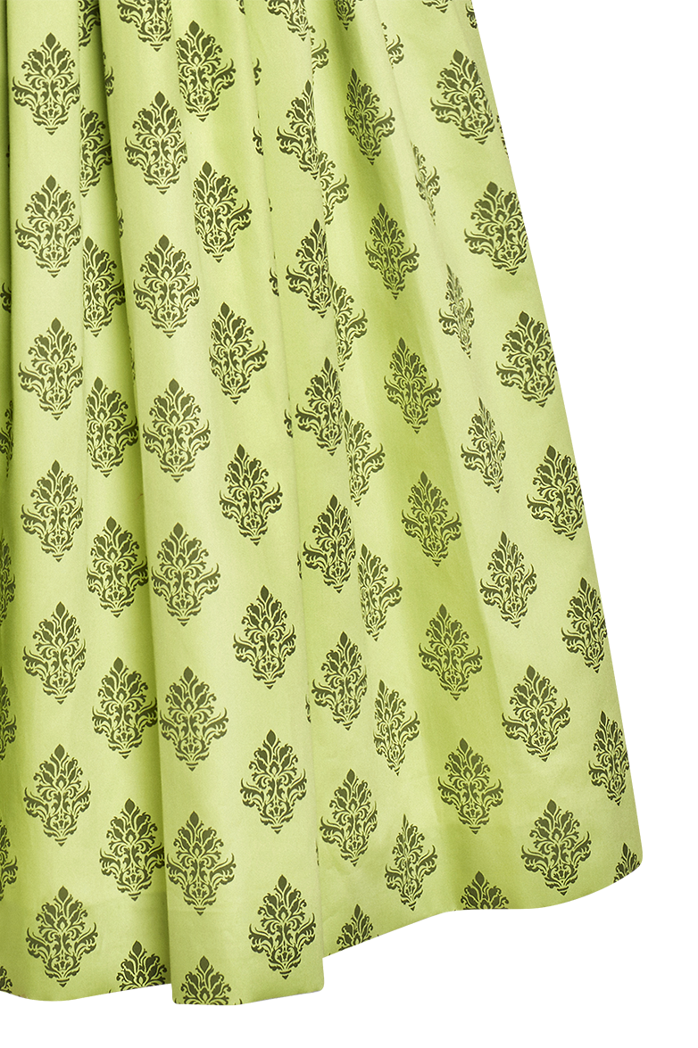 g-ssl-dirndl-wie-frische-almwiesen-herz-ausschnitt-70-cm image 6