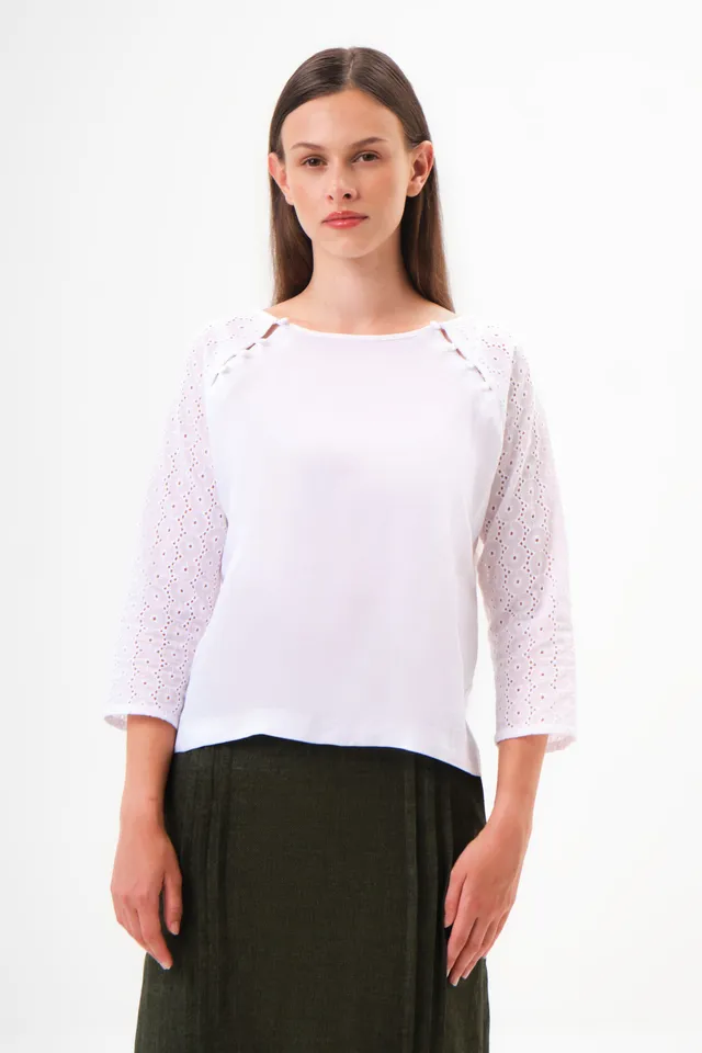 felicitas-damen-bluse-berlyn-leinen-bluse-mit-lochstick-rmeln image 1