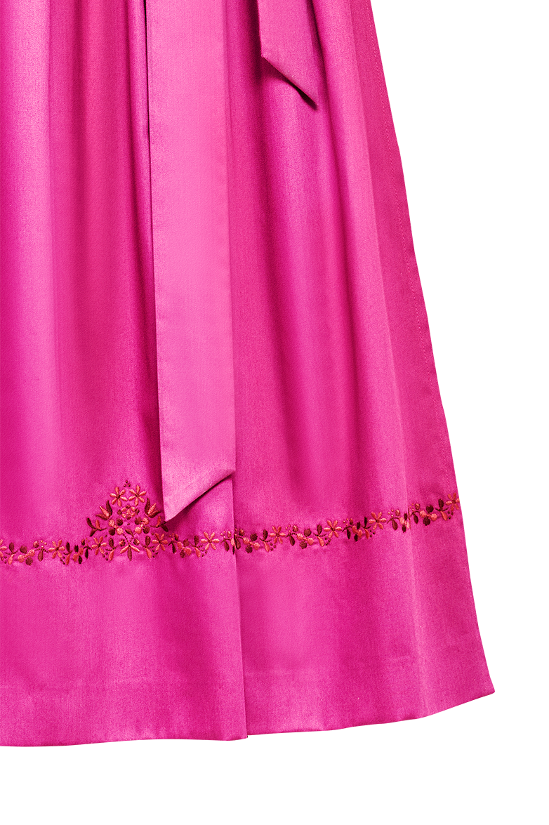 g-ssl-sch-rze-mit-model-flachstich-rosa-baumwollsatin-70-cm image 3