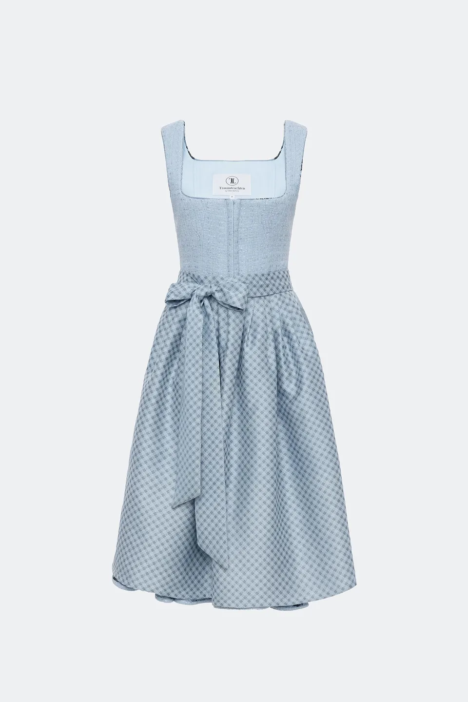 traumtrachten-dirndl-livia-in-hellblau image 1