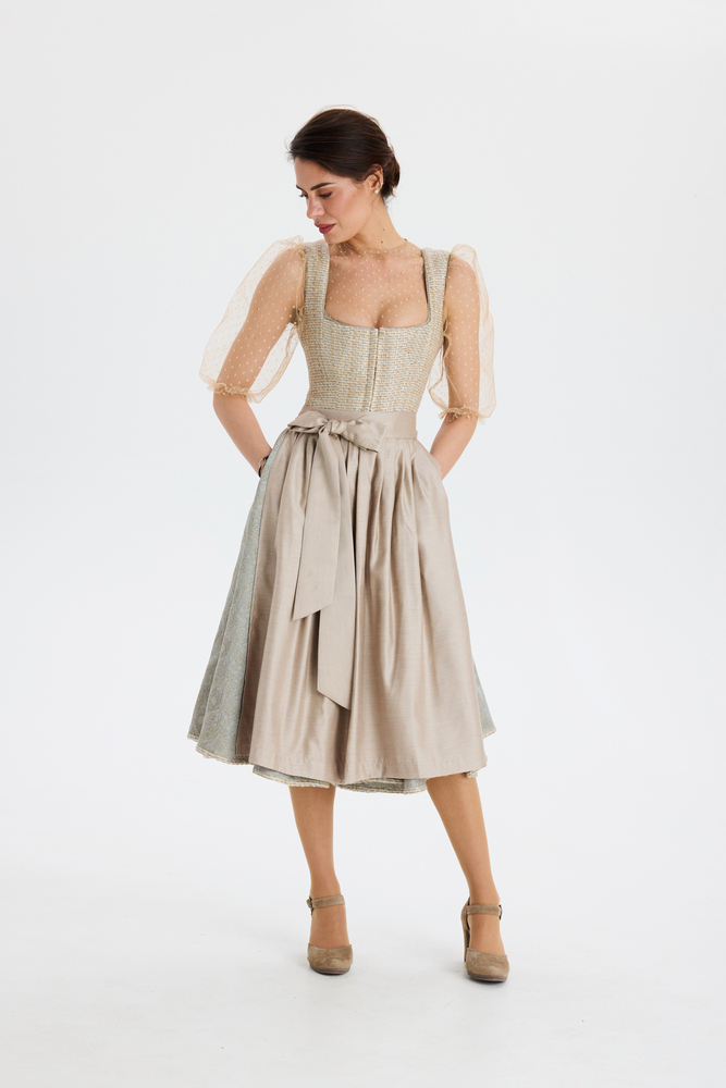 traumtrachten-dirndl-emilia-in-sand image 5