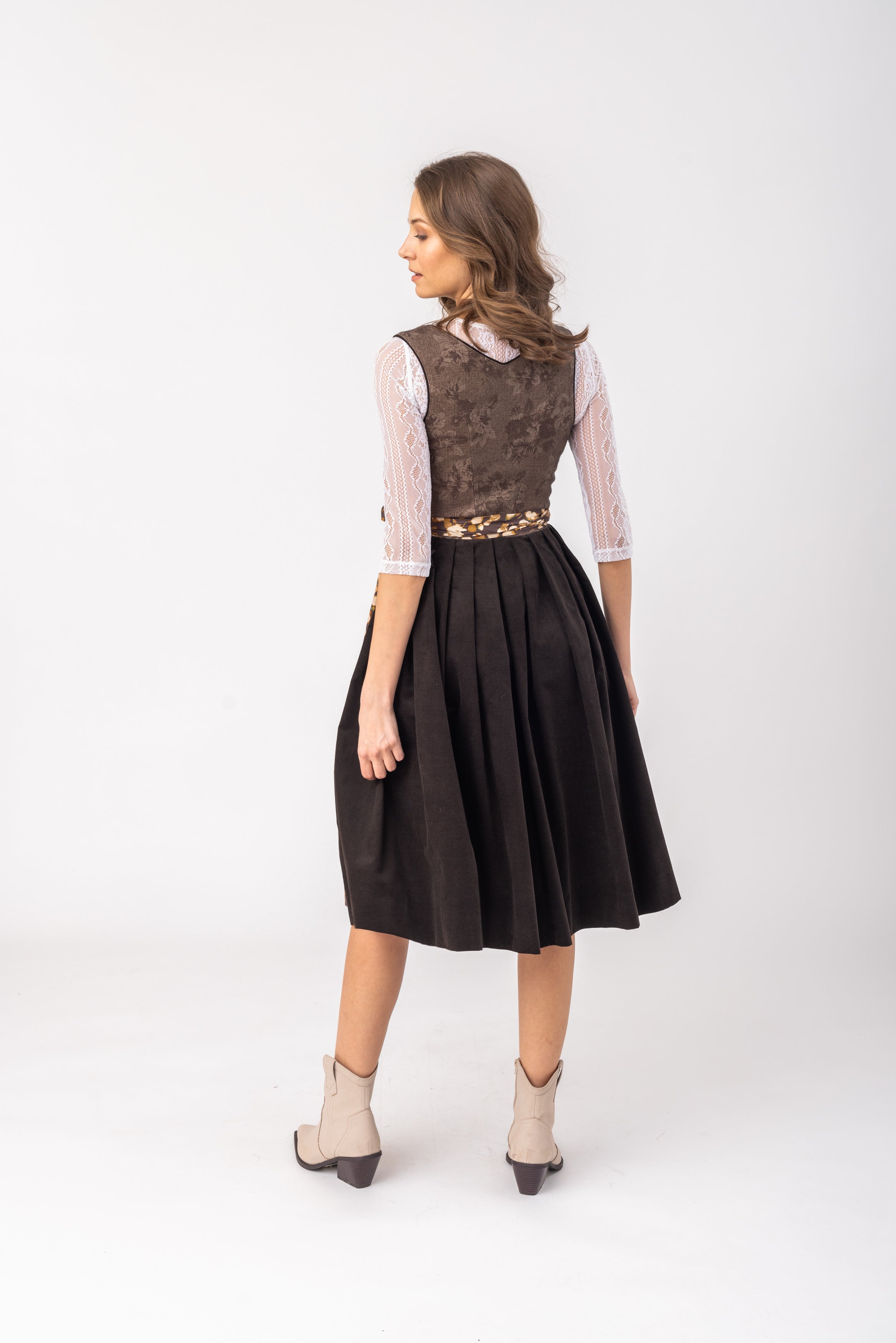 felicitas-damen-dirndl-deliah-mit-print-mieder-mit-floral-print-und-cord-rock image 3