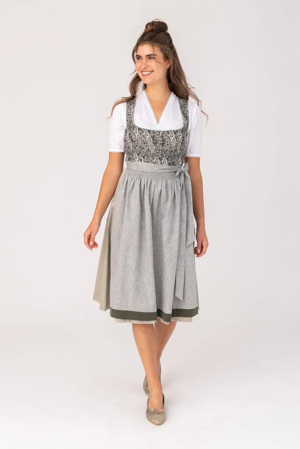 felicitas-damen-dirndl-dorothea-sally-baumwolle image 1
