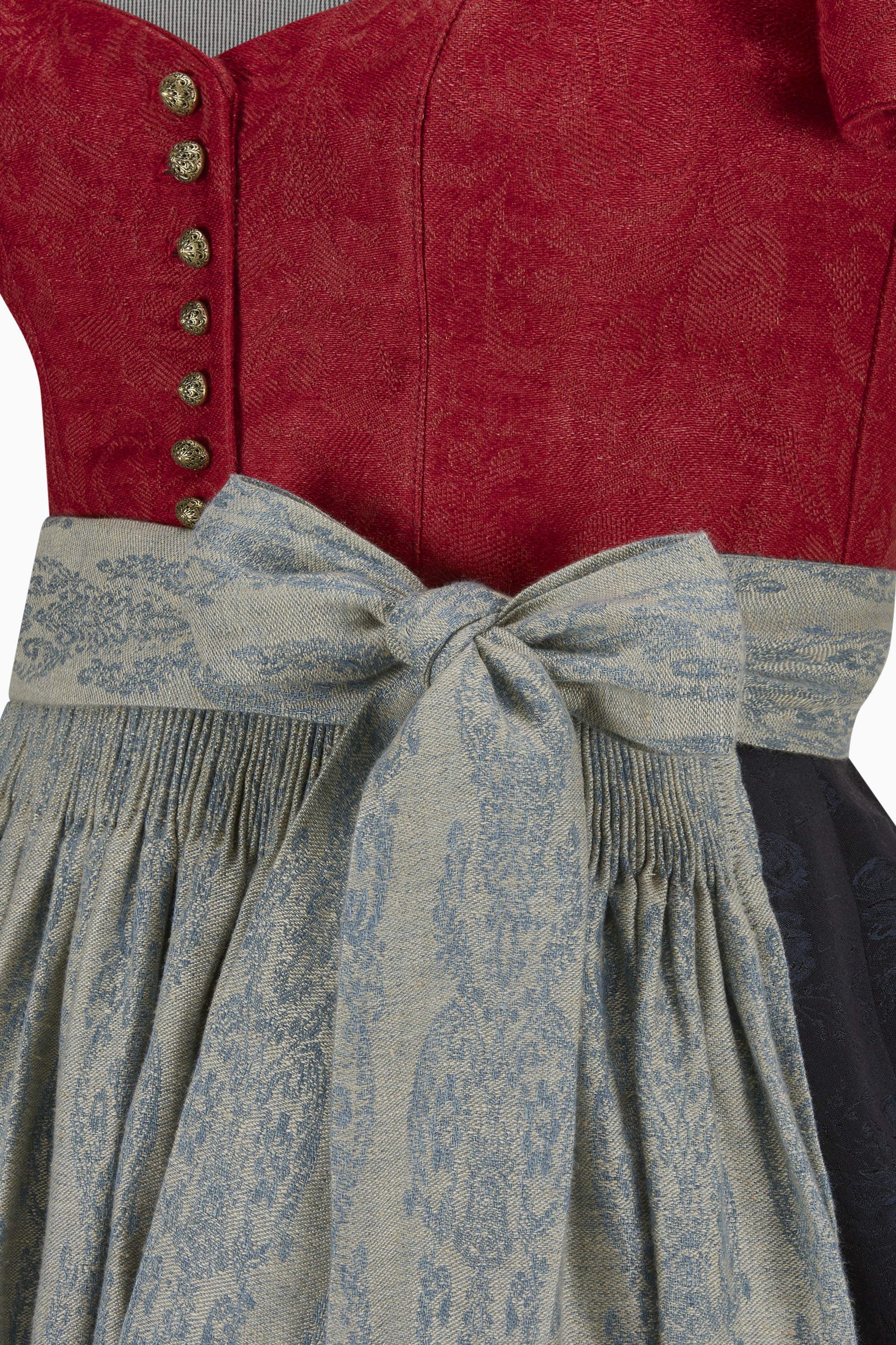 gottseidank-dirndl-evi-midi-dirndl-mit-herzausschnitt-und-kurzem-puffarm image 4