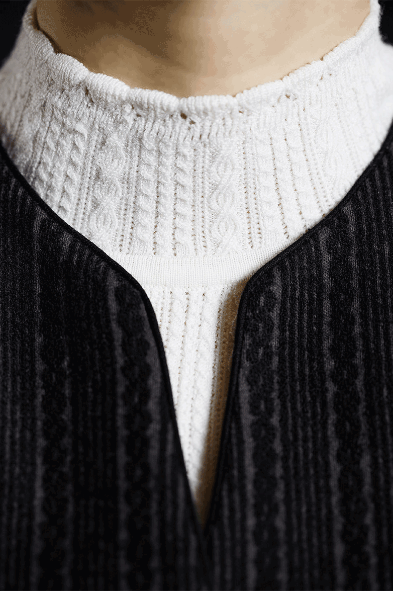 g-ssl-strickkunst-dirndlpullover-merinowolle-stehkragen image 7