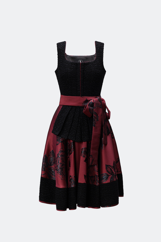 traumtrachten-designerdirndl-viola-mit-tweedmieder-in-schwarz image 3