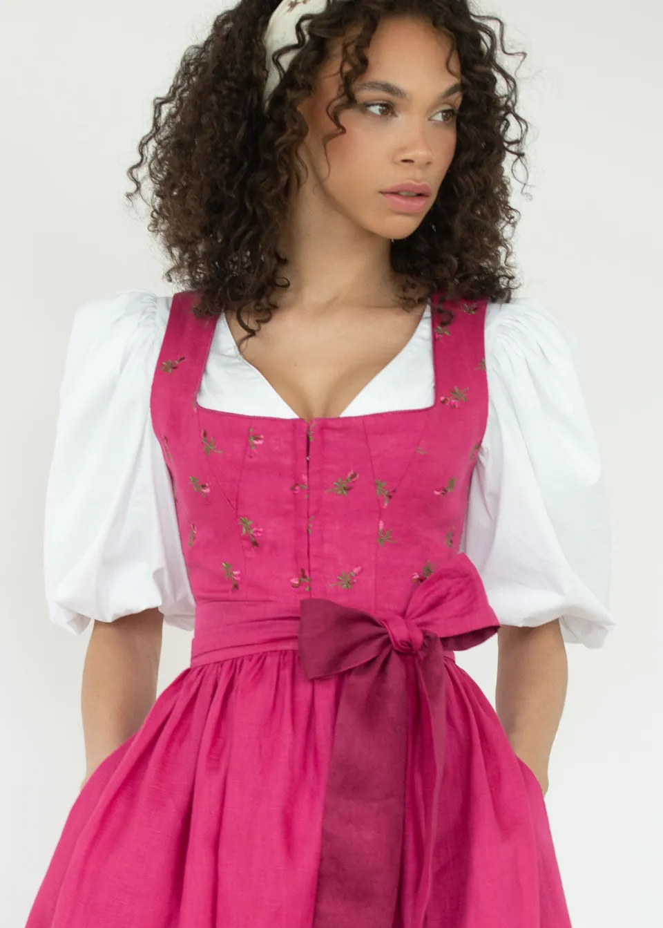 alpenherz-dirndlbluse-daphne-puffarm-wei-chiffon image 1