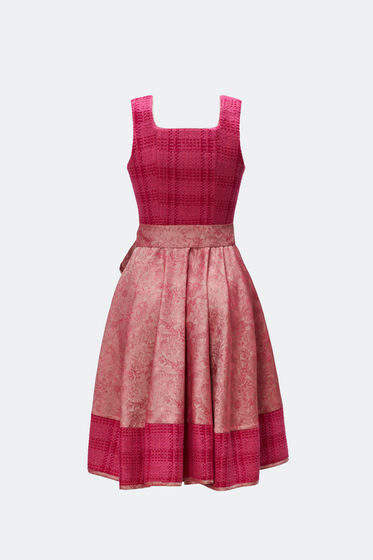 traumtrachten-designerdirndl-amalie-mit-tweedmieder-in-pink image 3