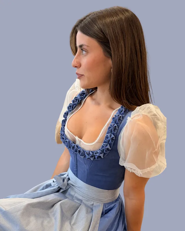 alpenherz-bluse-sarah-chiffon-mini-puff-dirndlbluse image 1