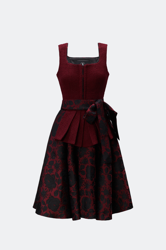 traumtrachten-limited-edition-designerdirndl-grazia-mit-tweedmieder-in-bordeaux image 2