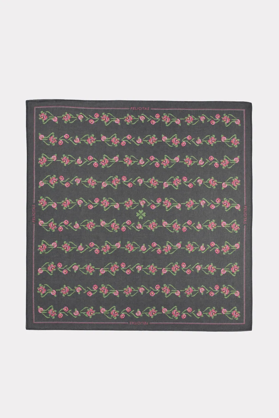 felicitas-ariane-damentuch-100x100-modal-kaschmir image 1