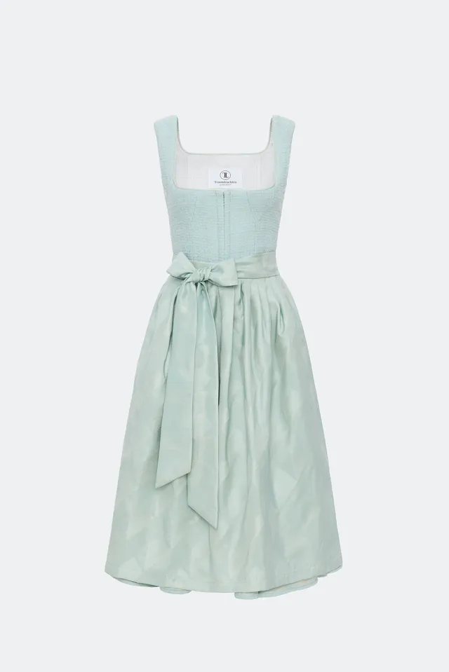 traumtrachten-dirndl-camilla-in-mint image 1