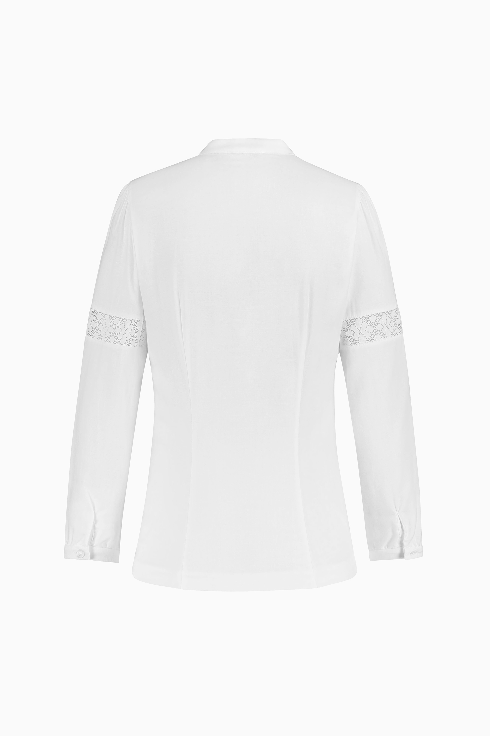 gottseidank-damenbluse-pauline-trachtenbluse-mit-spitzeneins-tzen image 2