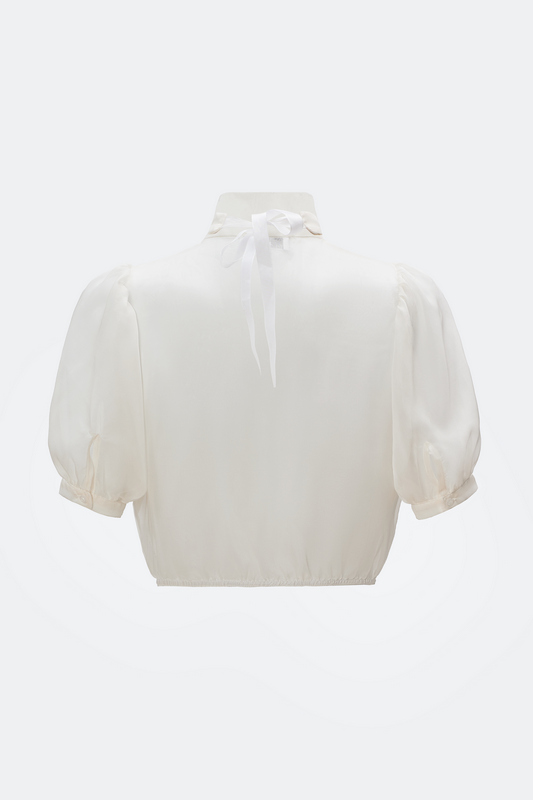 traumtrachten-seidenbluse-hedwig-in-wei-mit-seidenjabot image 2