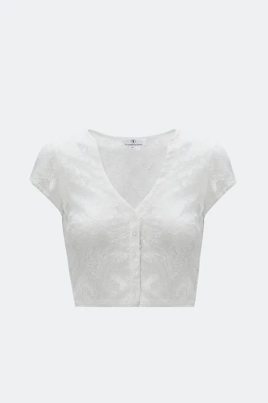traumtrachten-dirndlbluse-karla-in-wei image 1