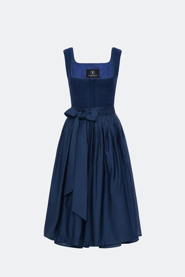 traumtrachten-dirndl-livia-in-nachtblau image 1