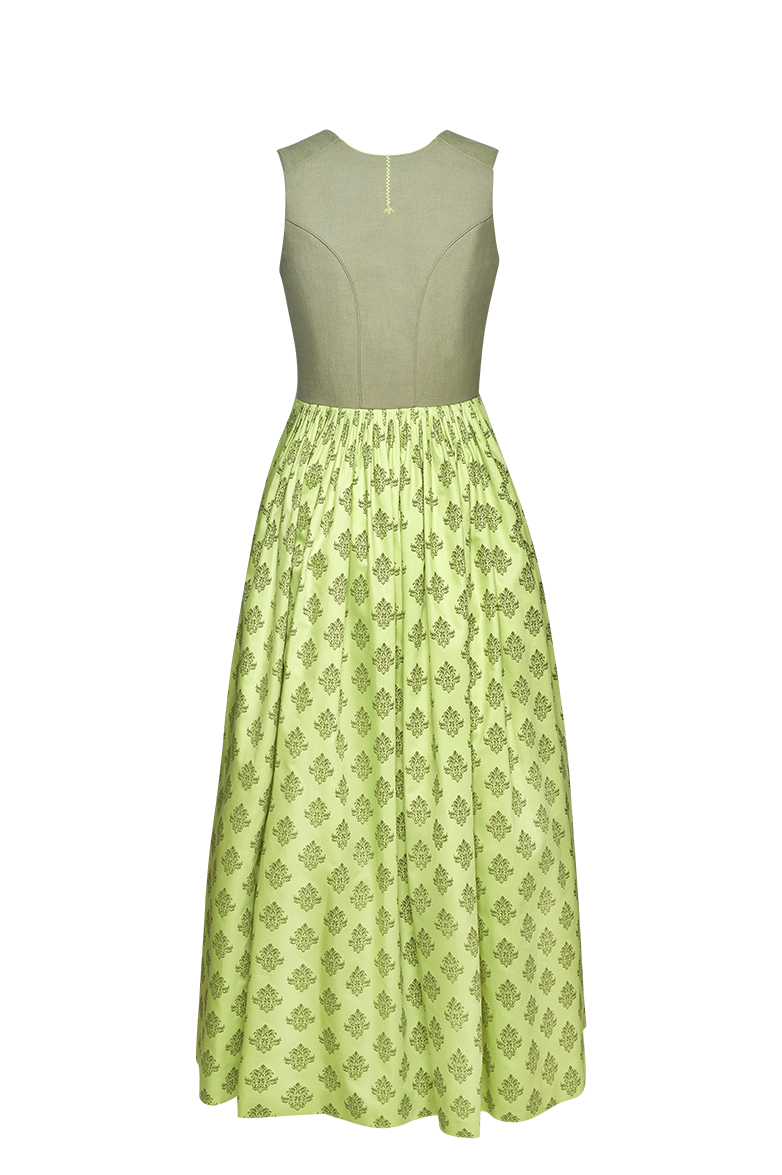 g-ssl-dirndl-wie-frische-almwiesen-104cm-anna-plochl image 2