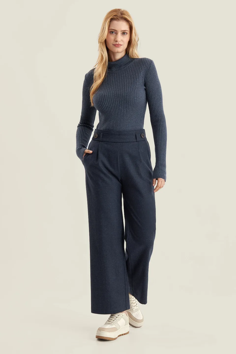felicitas-damen-hose-hilda-elegante-falten-hose-mit-knopf-bund image 1