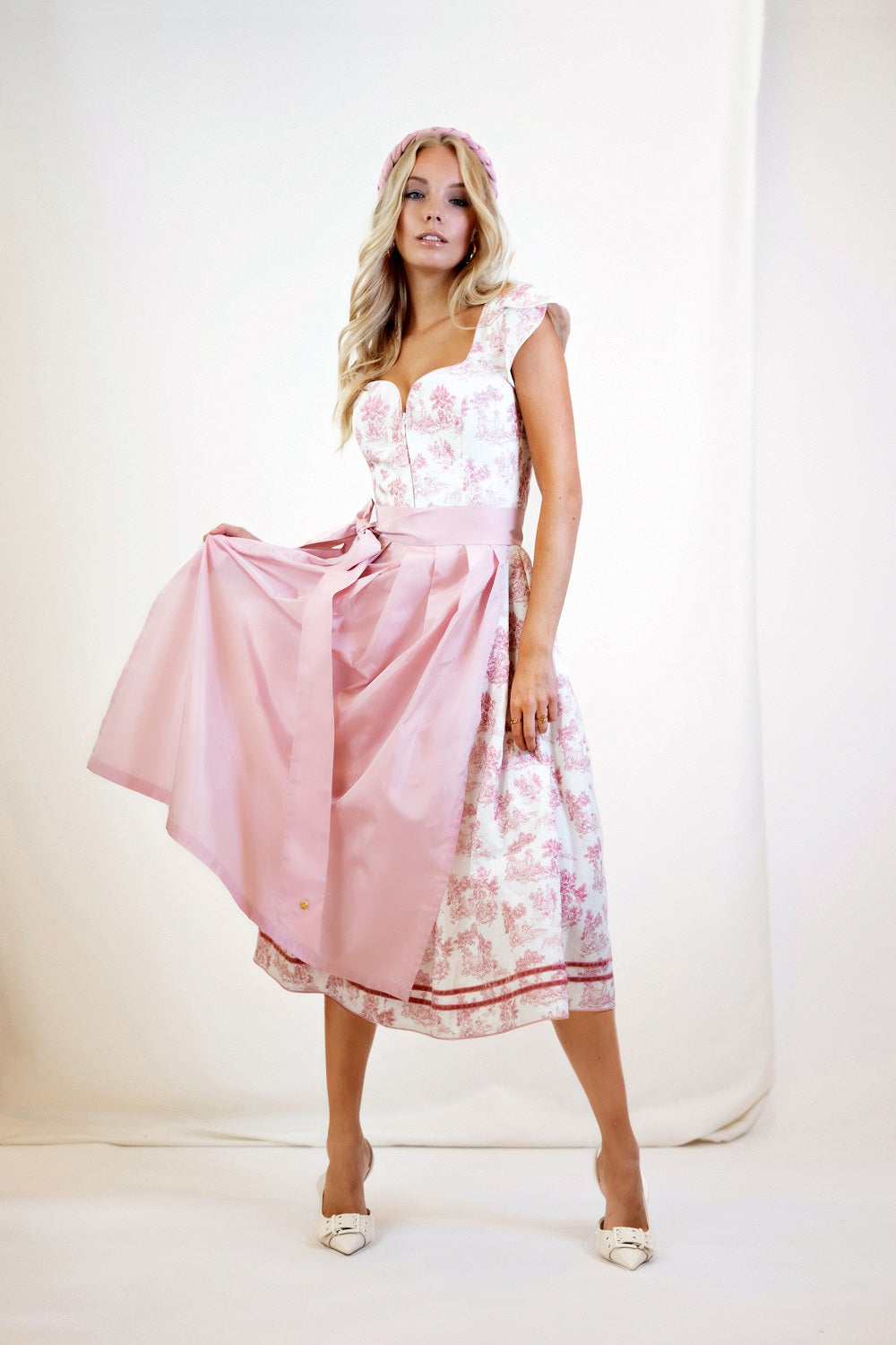 alpenherz-rmchendirndl-monaco-dirndl-wei-rosa-seidensch-rze image 1