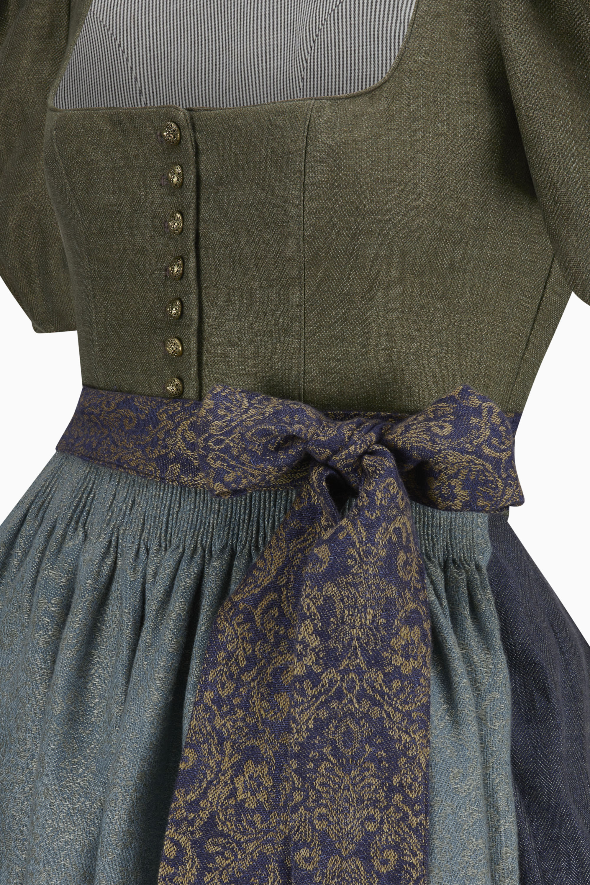 gottseidank-dirndl-laura-mit-ballon-rmel-geradem-ausschnitt image 4