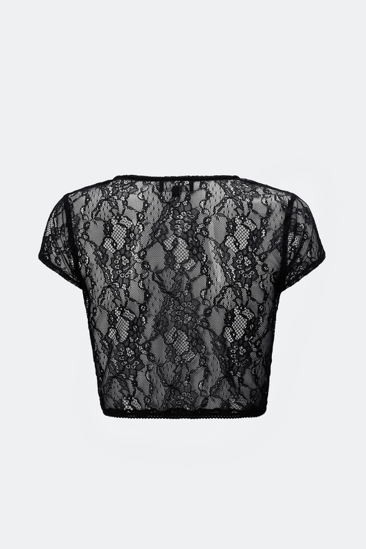 traumtrachten-dirndlbluse-karla-in-schwarz image 2