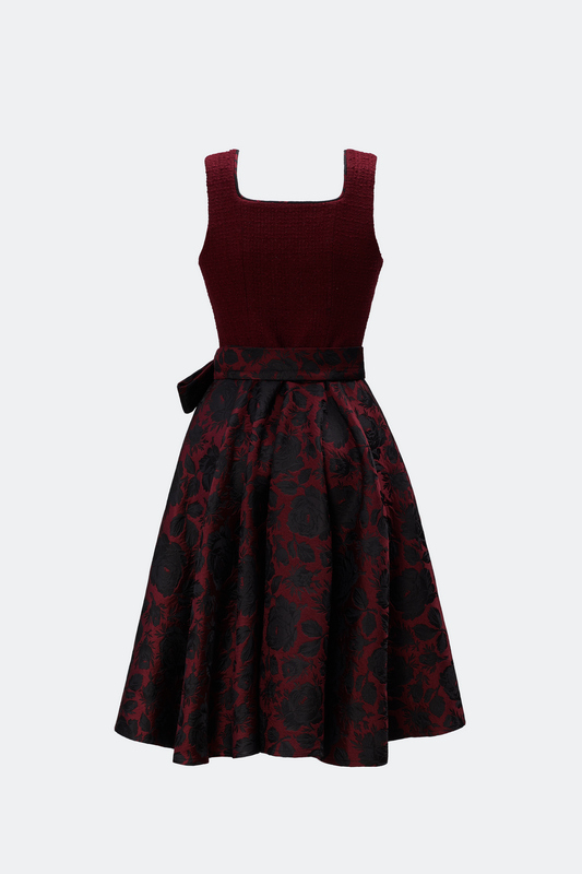 traumtrachten-limited-edition-designerdirndl-grazia-mit-tweedmieder-in-bordeaux image 3