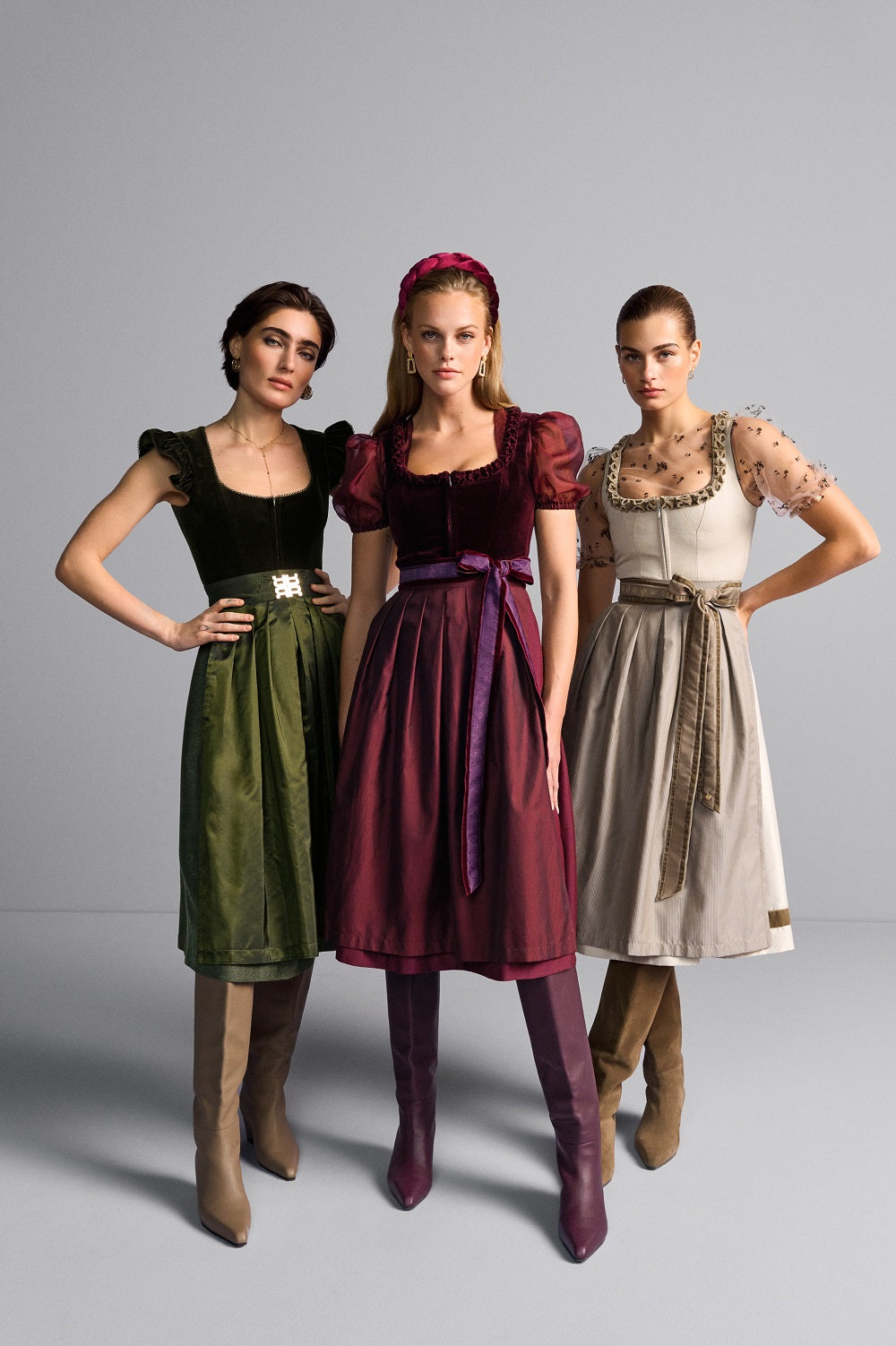 alpenherz-x-riani-dirndl-tina-oliv-samtmieder image 5