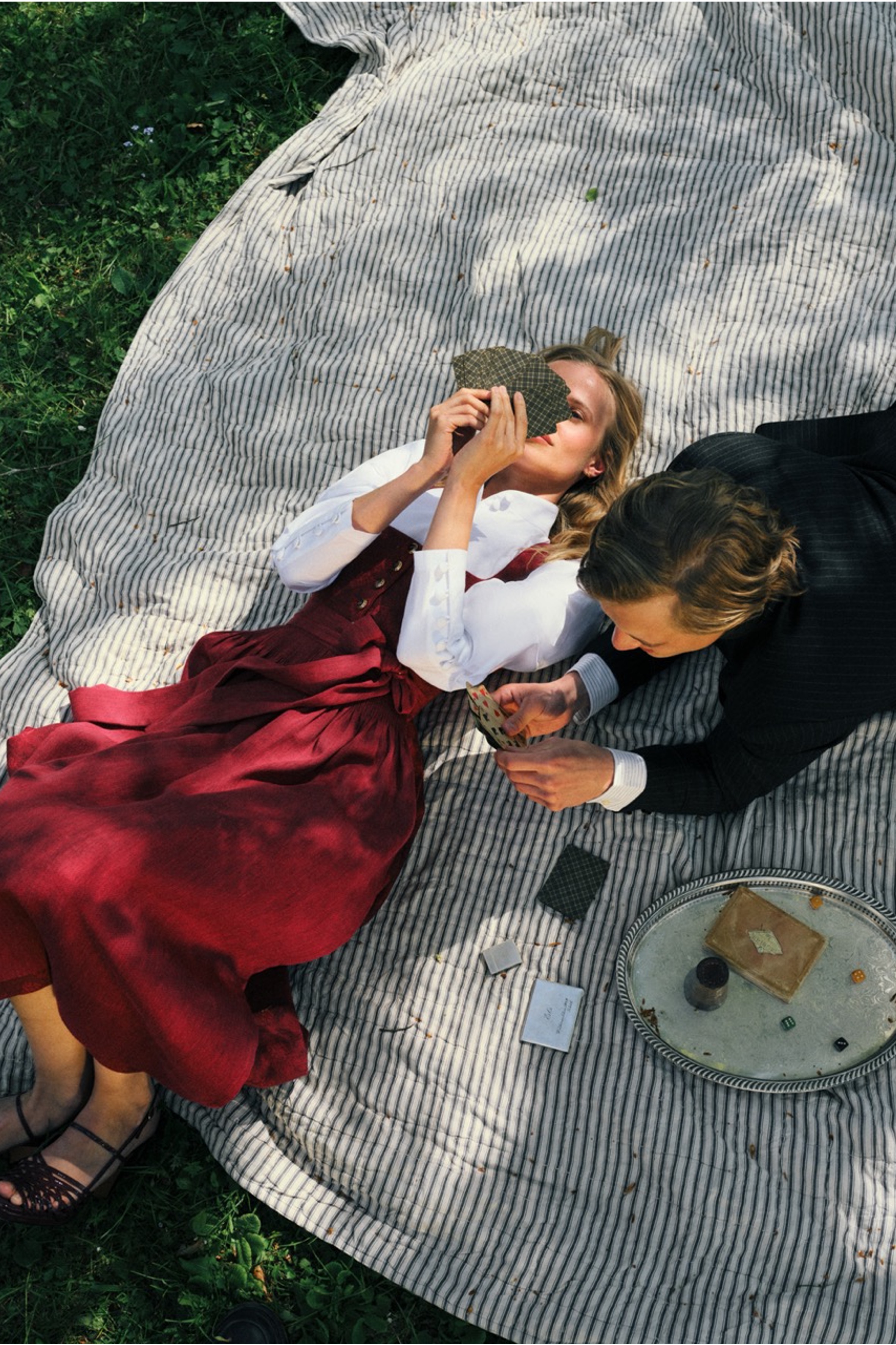 gottseidank-dirndl-monika-gerader-ausschnitt image 2