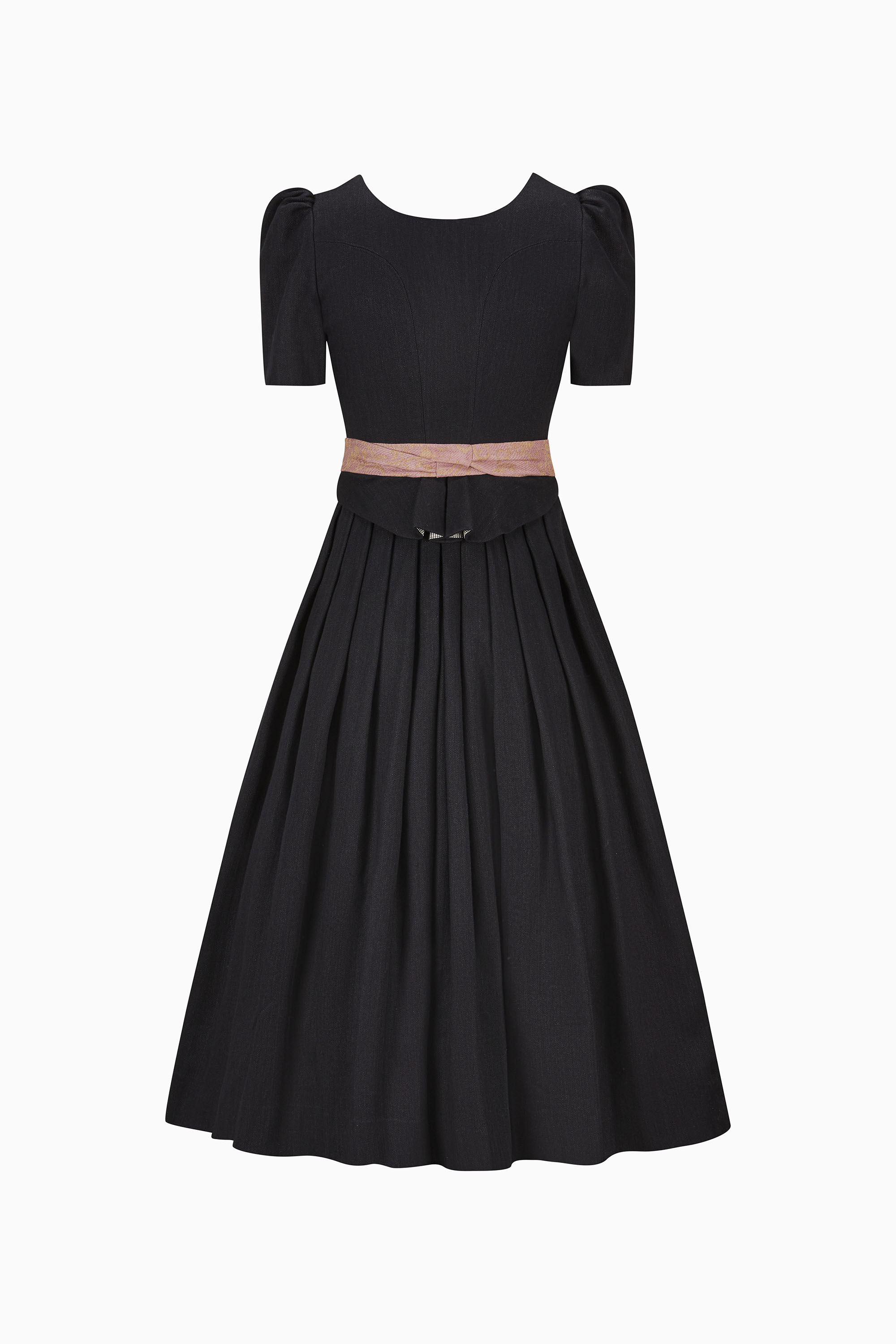 gottseidank-dirndl-hanni-dirndl-mit-geradem-ausschnitt image 2