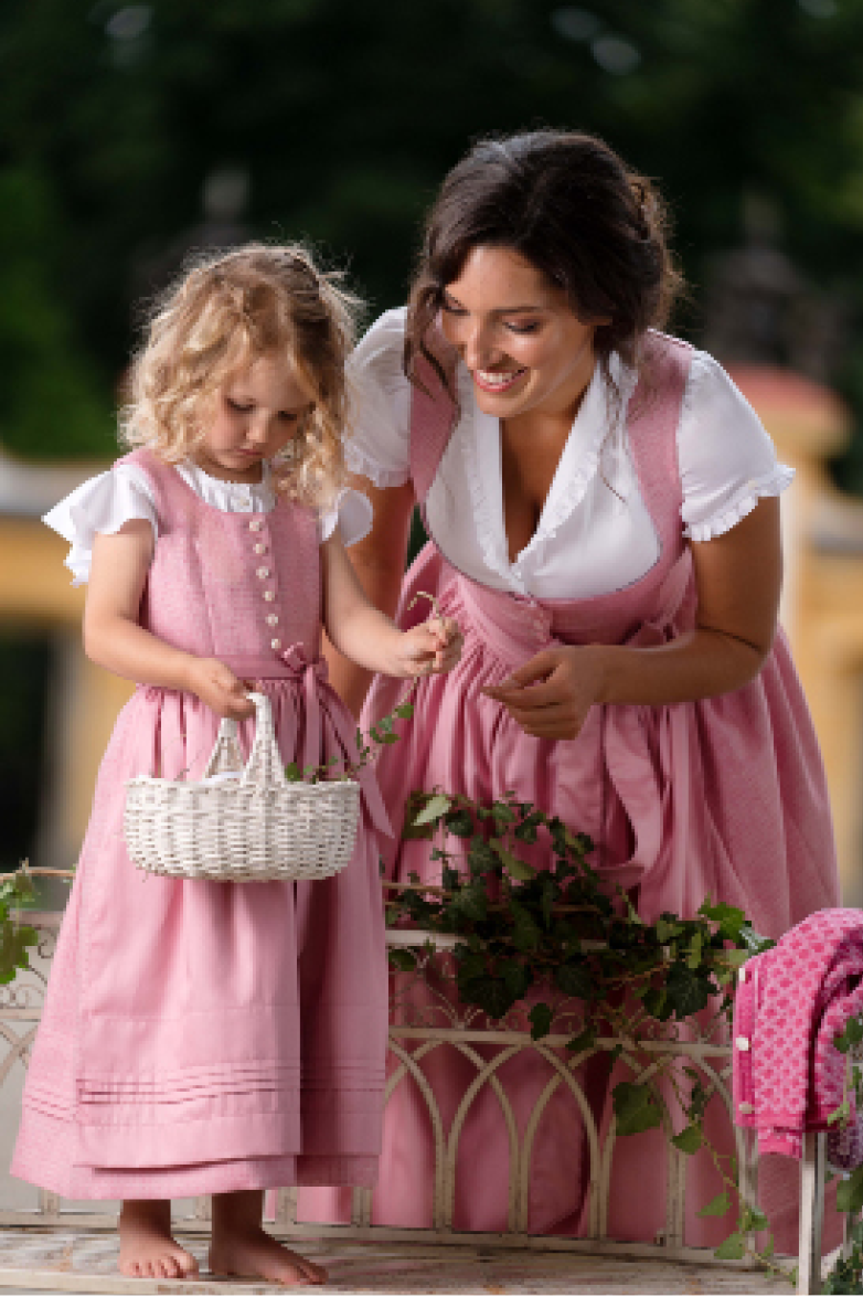 g-ssl-kinderdirndl-leinen-jacquard-rosa-mitwachsend image 7