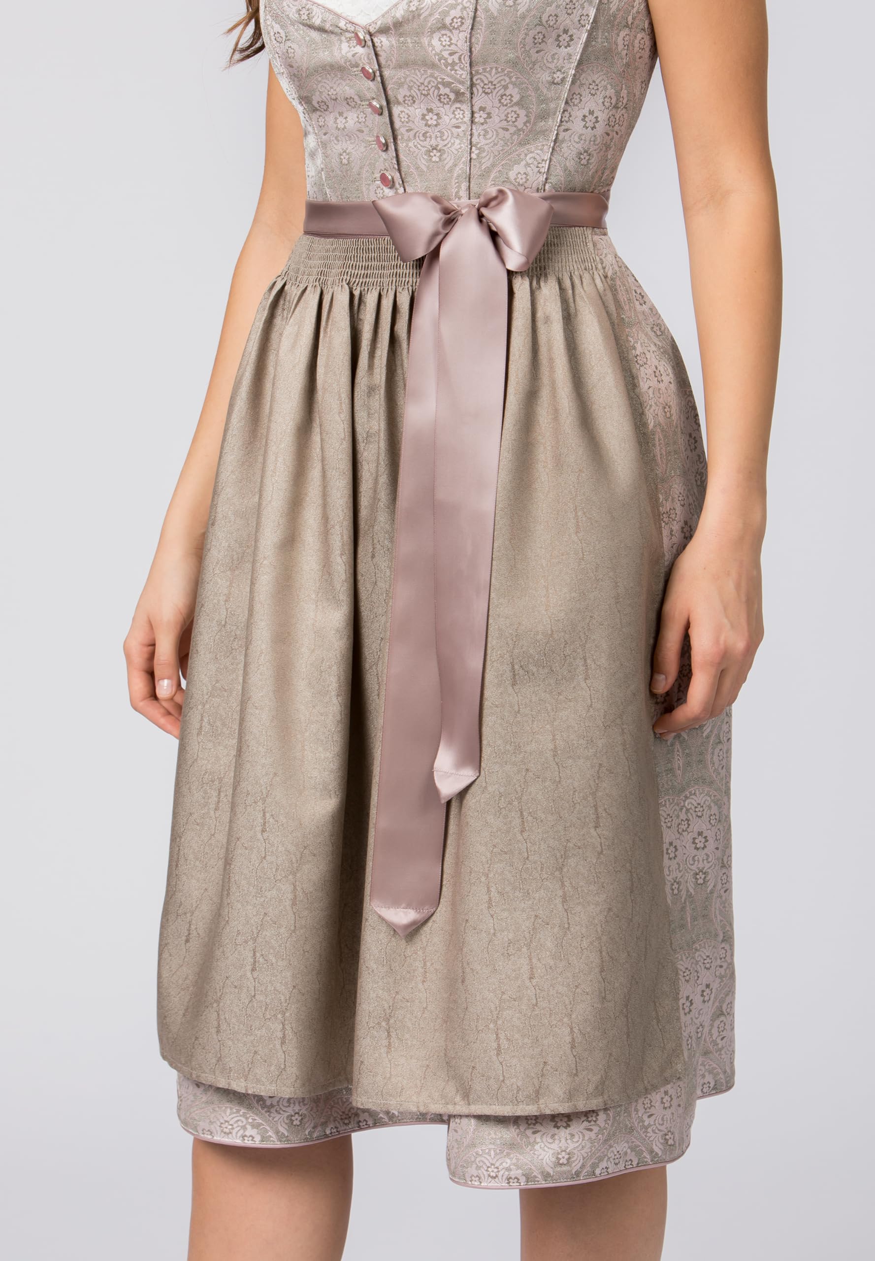 bergfeuer-damen-dirndl-rajana-mit-herzausschnitt image 4