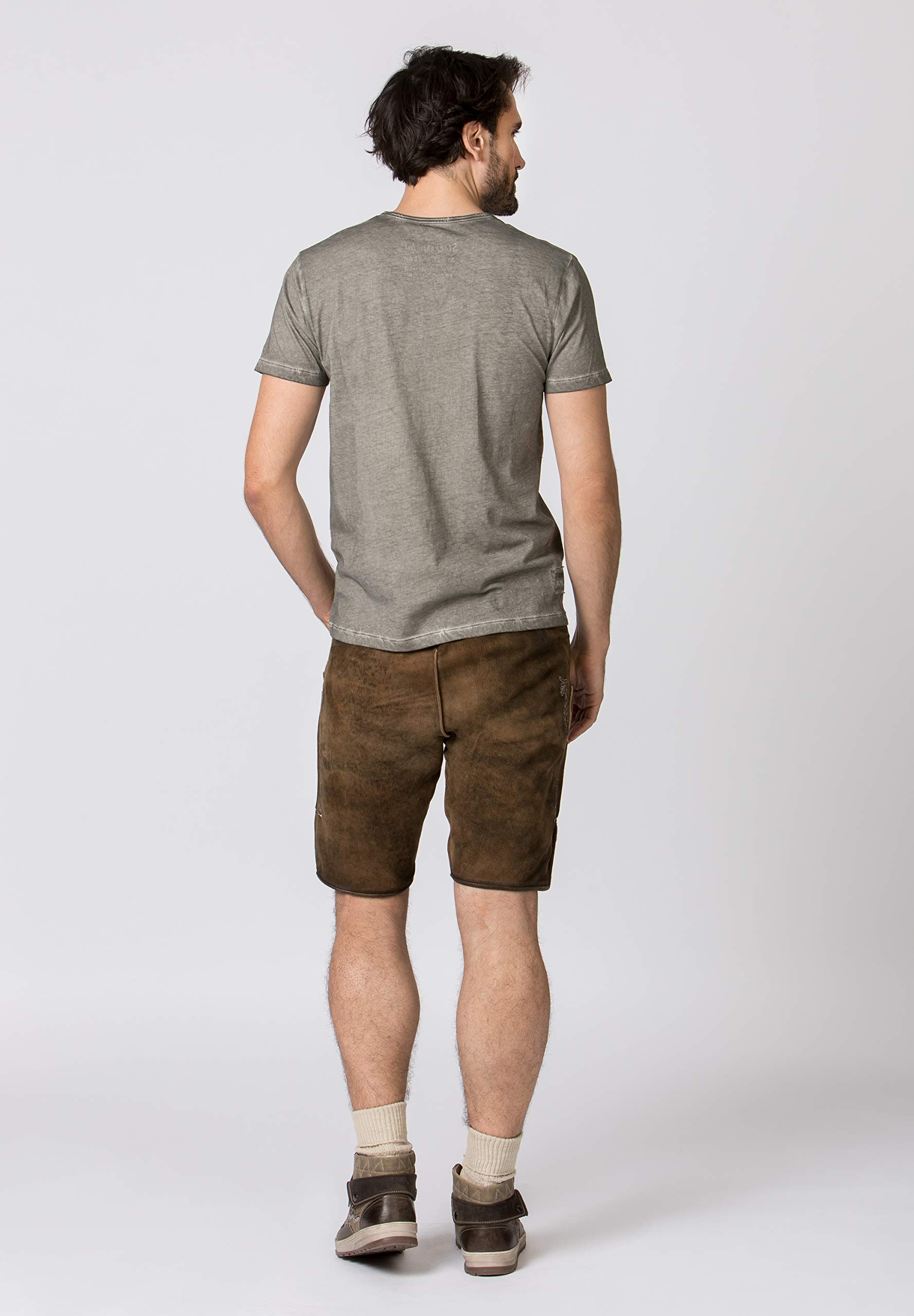 stockerpoint-herren-berghero-trachtenshirt-hirsch-print-v-ausschnitt image 2