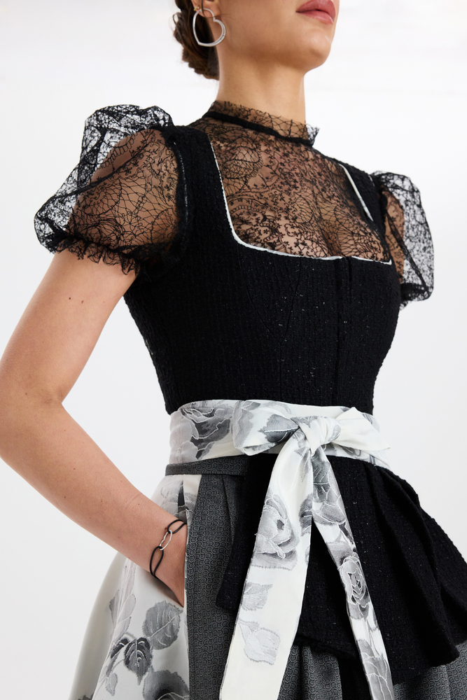 traumtrachten-dirndl-camilla-in-nero-schwarz-floral image 7