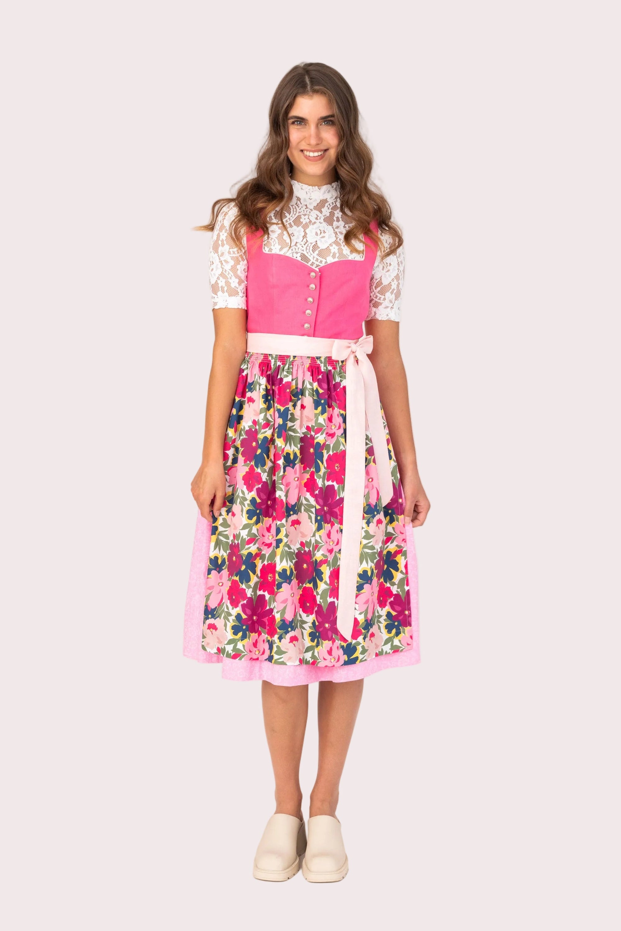 felicitas-dirndl-d-rte-damen-dirndl-floral-mit-sch-rze-sally image 2