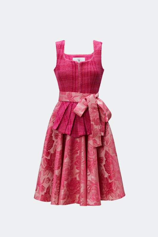 traumtrachten-designerdirndl-belisa-pink-tweed-limited-edition image 3
