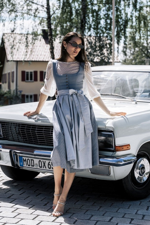 alpenherz-dirndl-magdalena-blau-baumwoll-dirndl-mit-puffarm-75-cm image 3