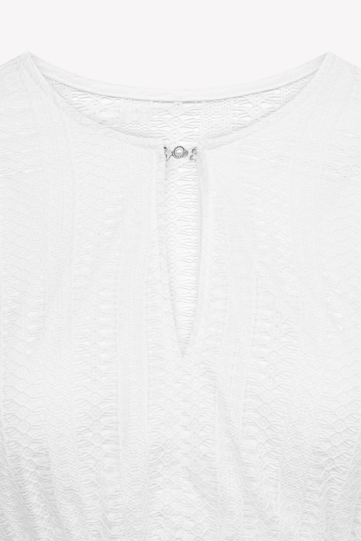 felicitas-damen-dirndlbluse-emily-spitze-3-4-arm-v-ausschnitt image 5