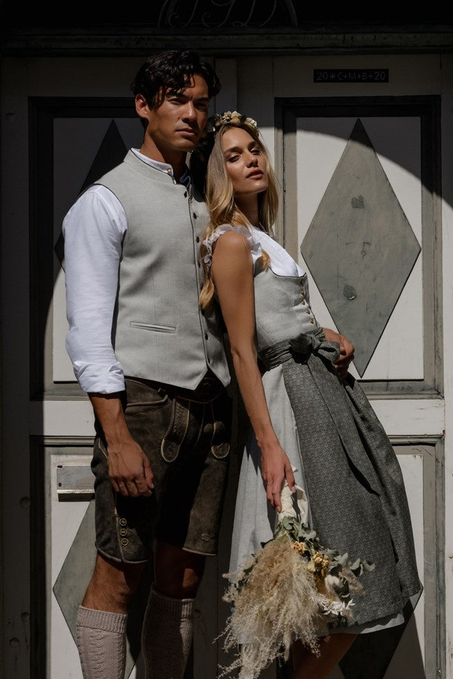 alpenherz-dirndl-julia-salbei-baumwolle image 2