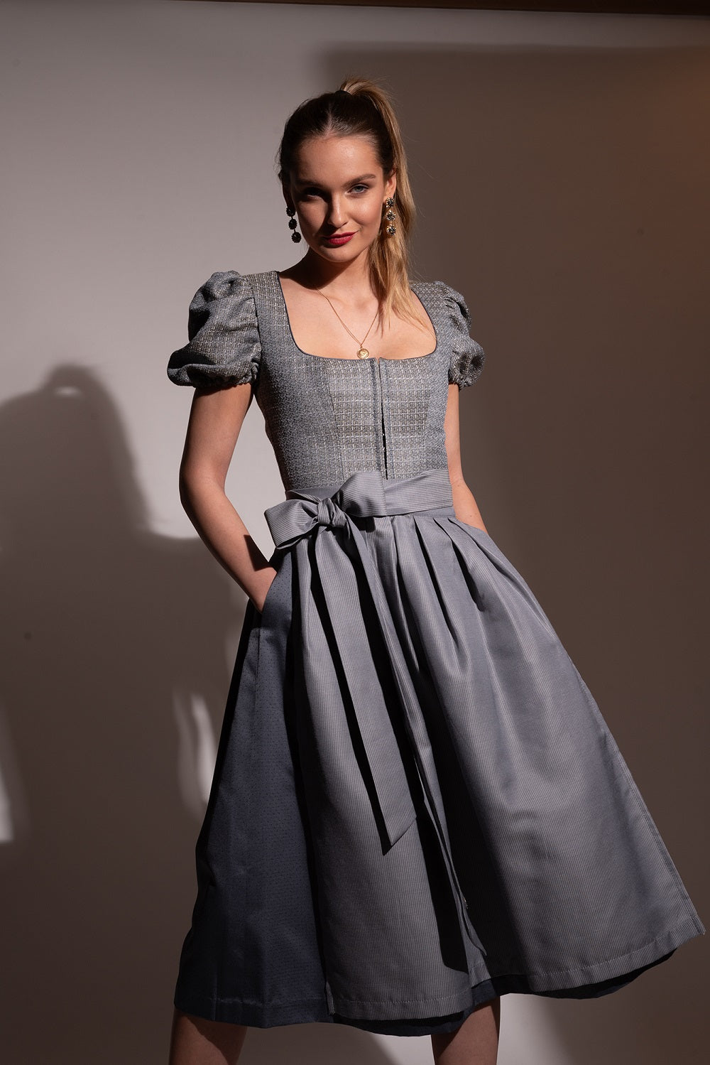 alpenherz-dirndl-feline-80cm-blaugrau-3-in-1 image 2