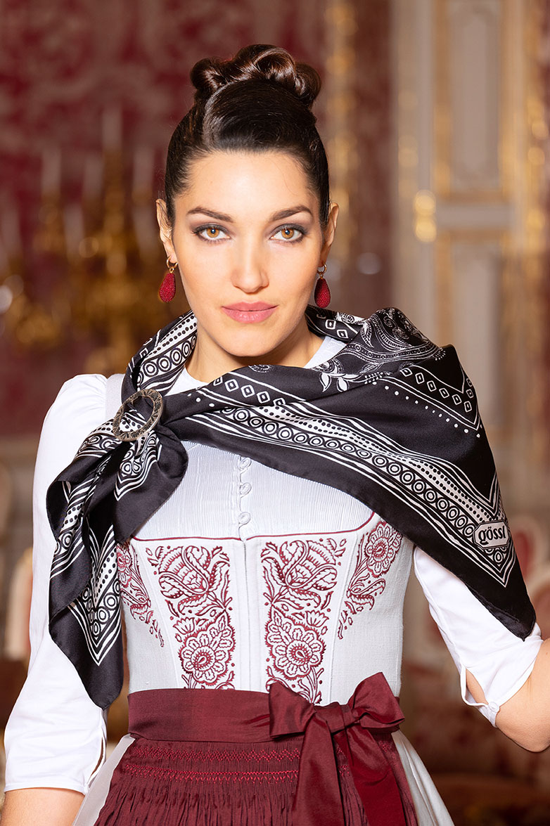 g-ssl-dirndl-von-k-nnerhand-couture-dirndl-70-cm image 8