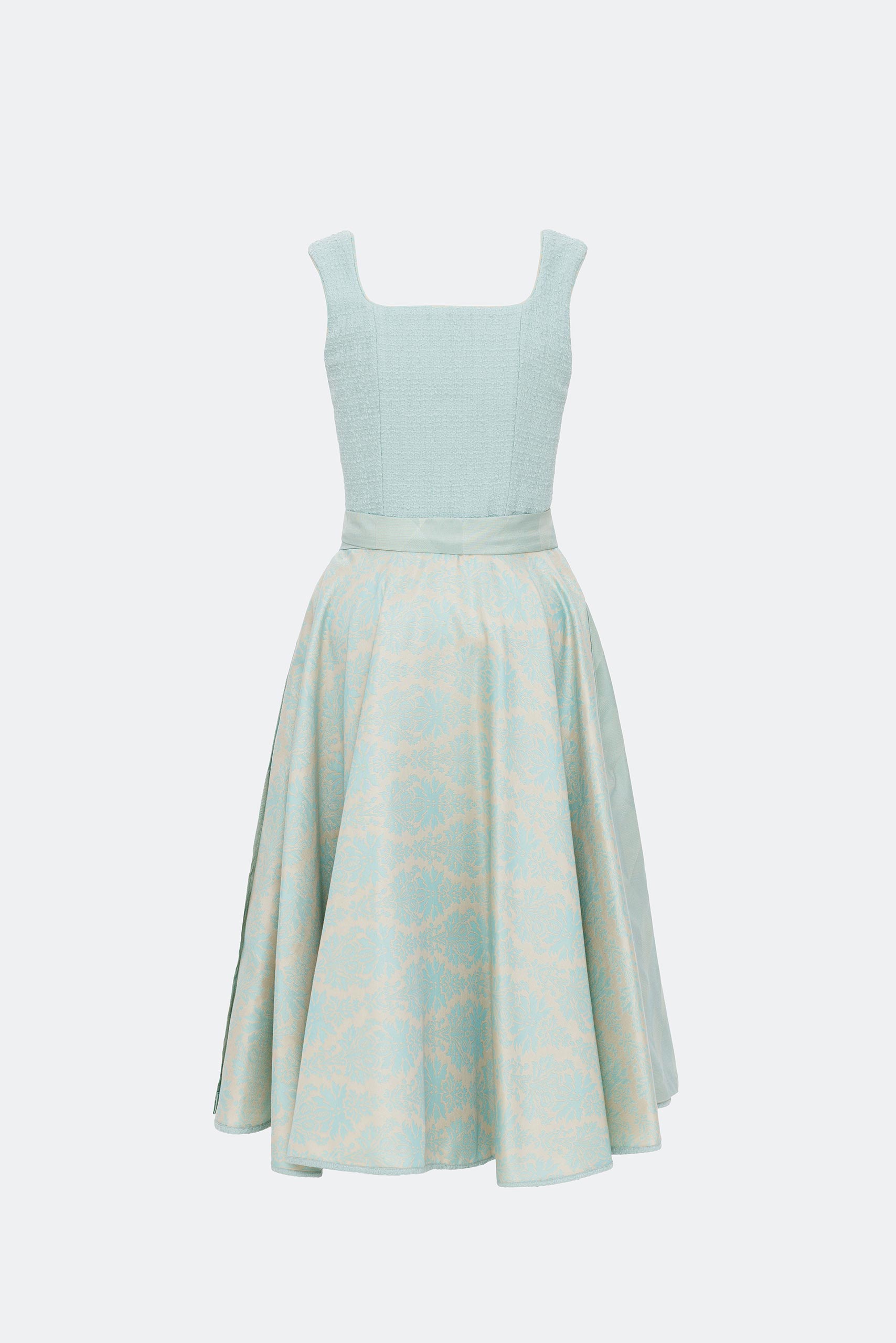 traumtrachten-dirndl-camilla-in-mint image 2