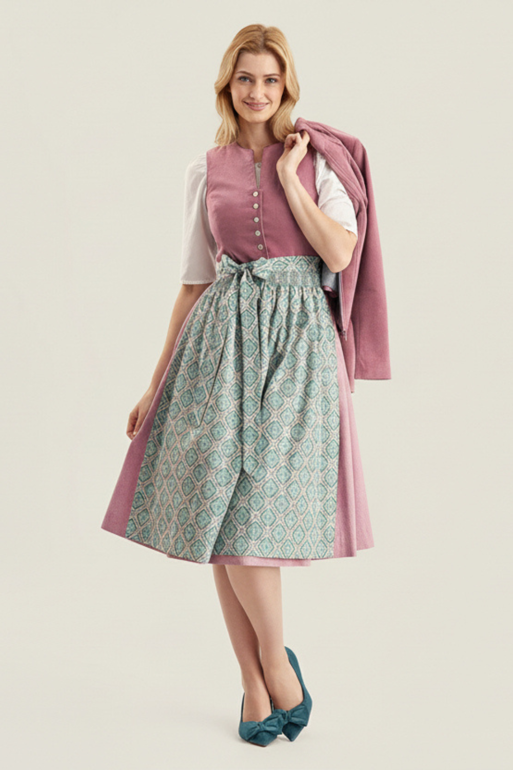 felicitas-damen-dirndl-dorle-mit-sch-rze-sally-midi image 4