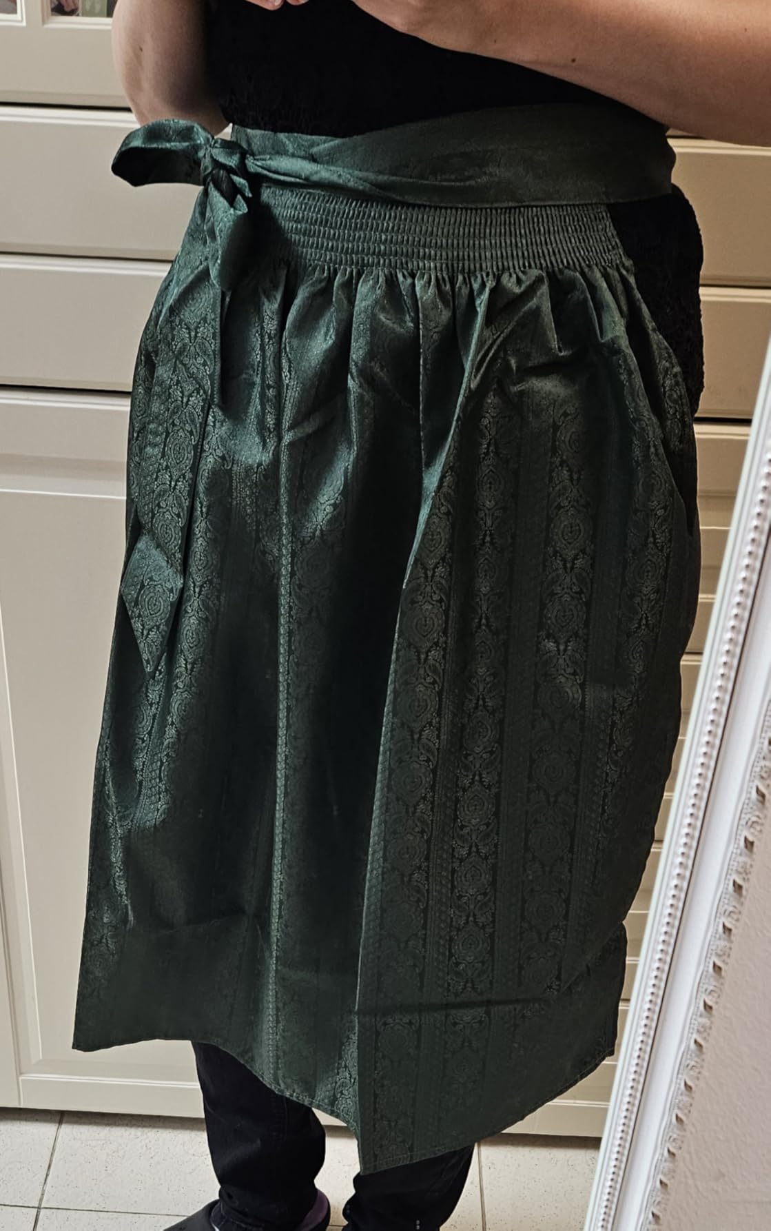 Sehr elegante Schürze